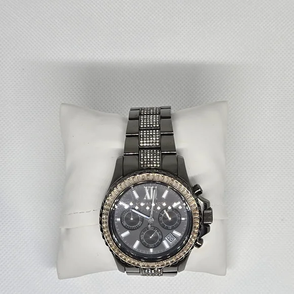 Michael Kors Everest Chronograph Watch - Picture 8 of 15